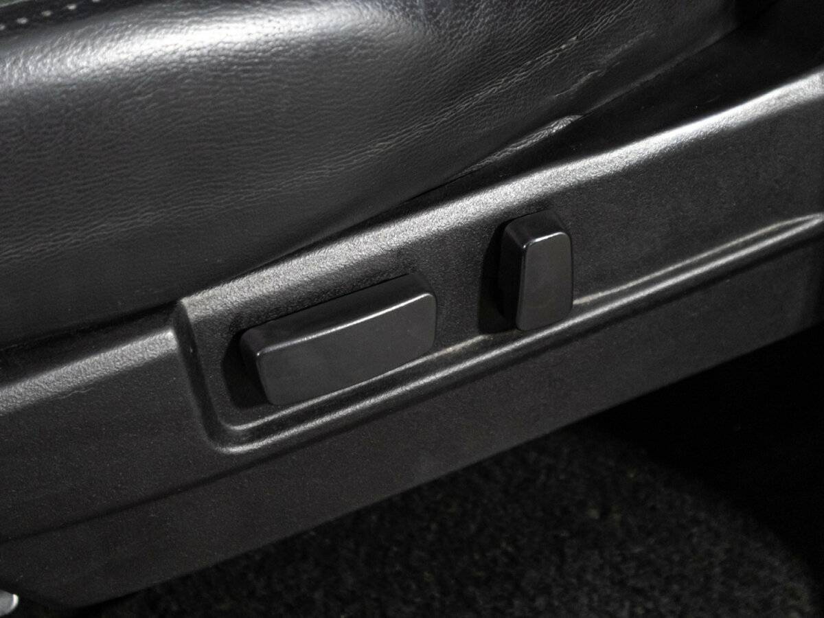 Mitsubishi Pajero Sport 2012 года с пробегом. Фото: #15