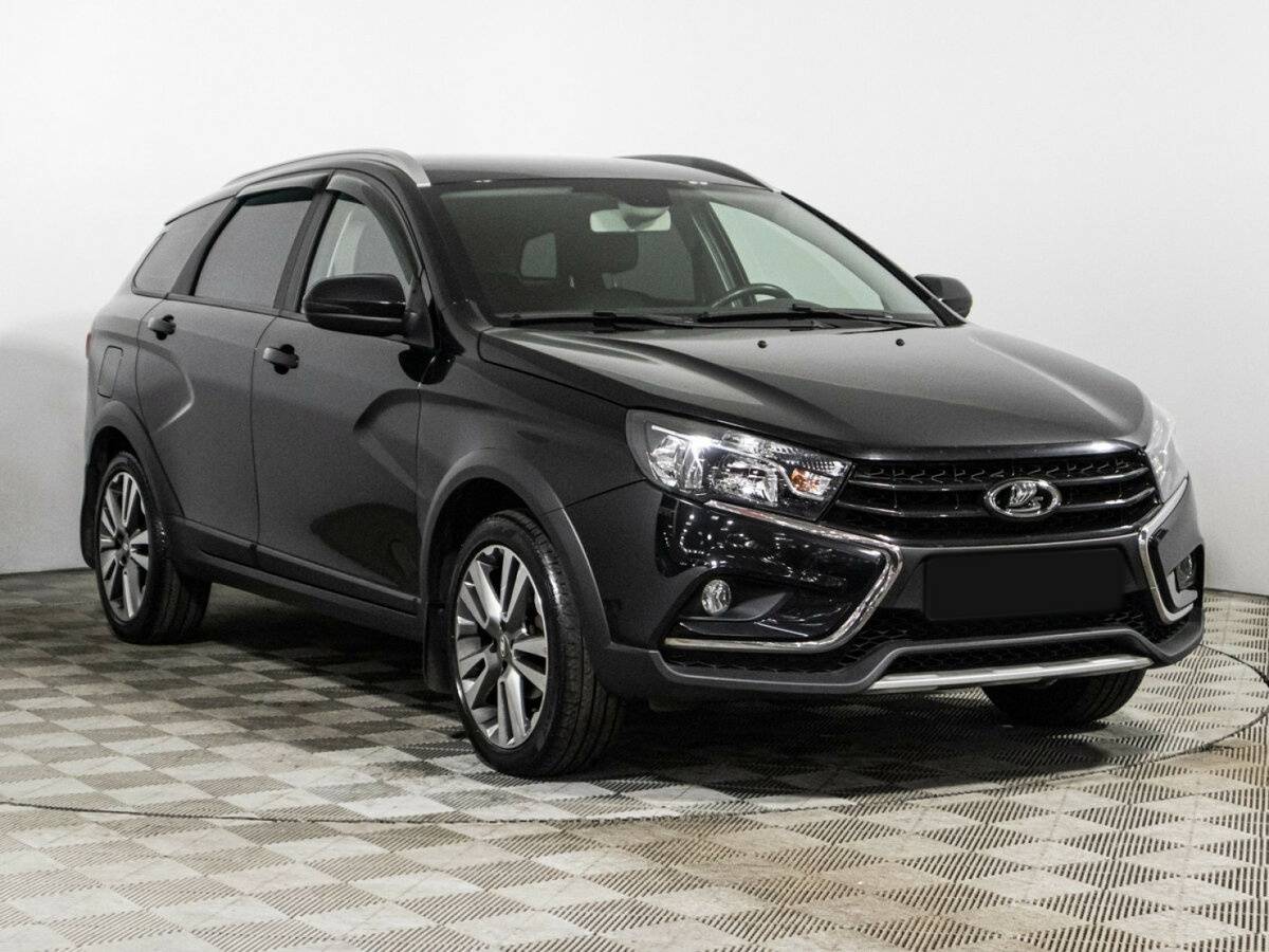 Lada (ВАЗ) Vesta 2021 года с пробегом. Фото: #2