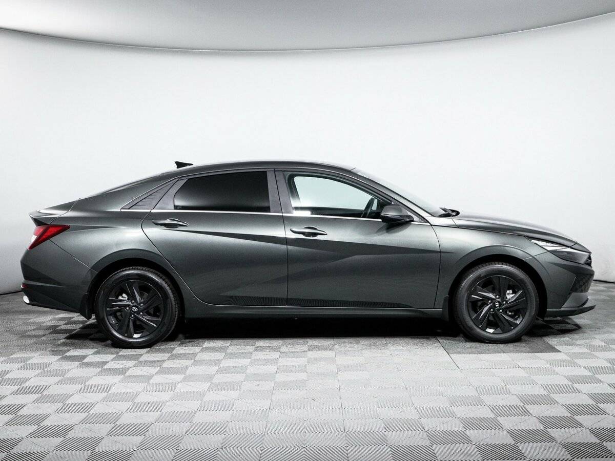 Б/У Хендай Елантра 2021 года. Фото: #3