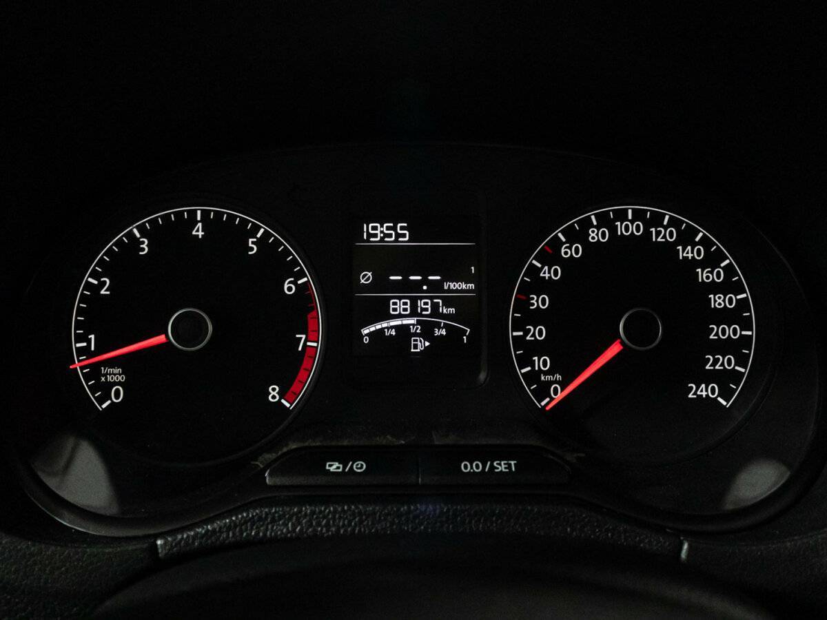 Б/У Фольксваген Поло 2016 года. Фото: #11