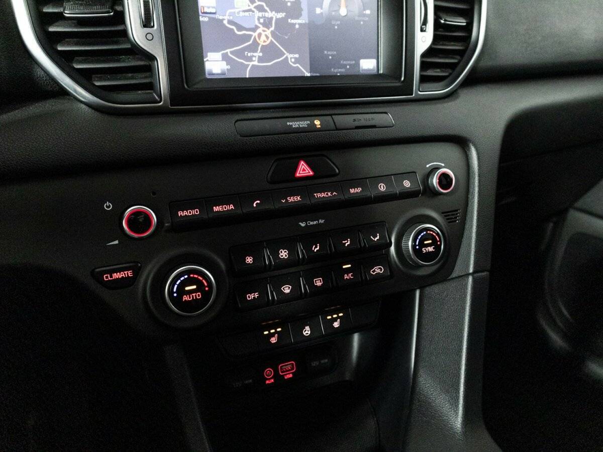 Б/У Киа Спортейдж 2017 года. Фото: #16