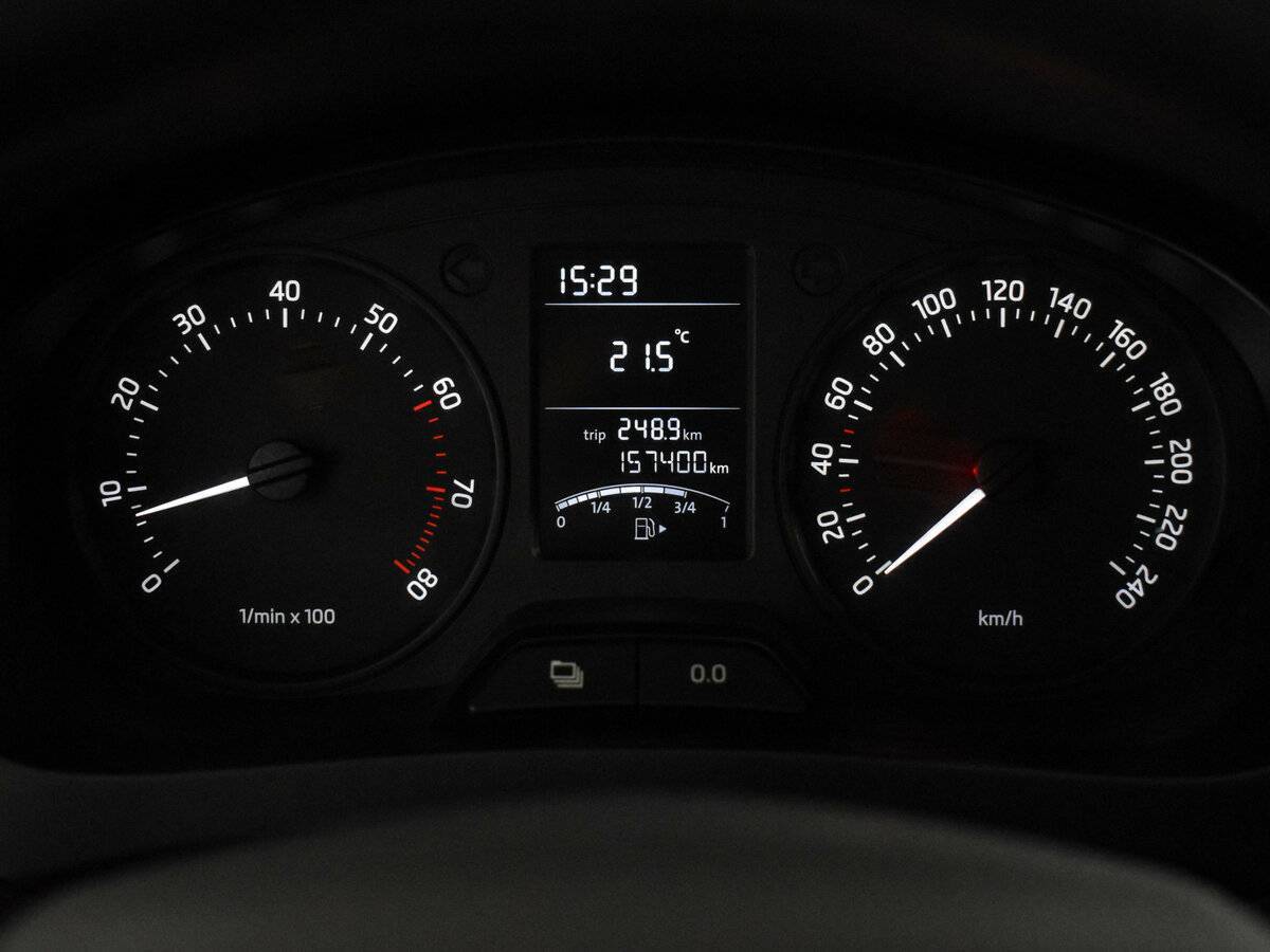 Б/У Шкода Рапид 2014 года. Фото: #16