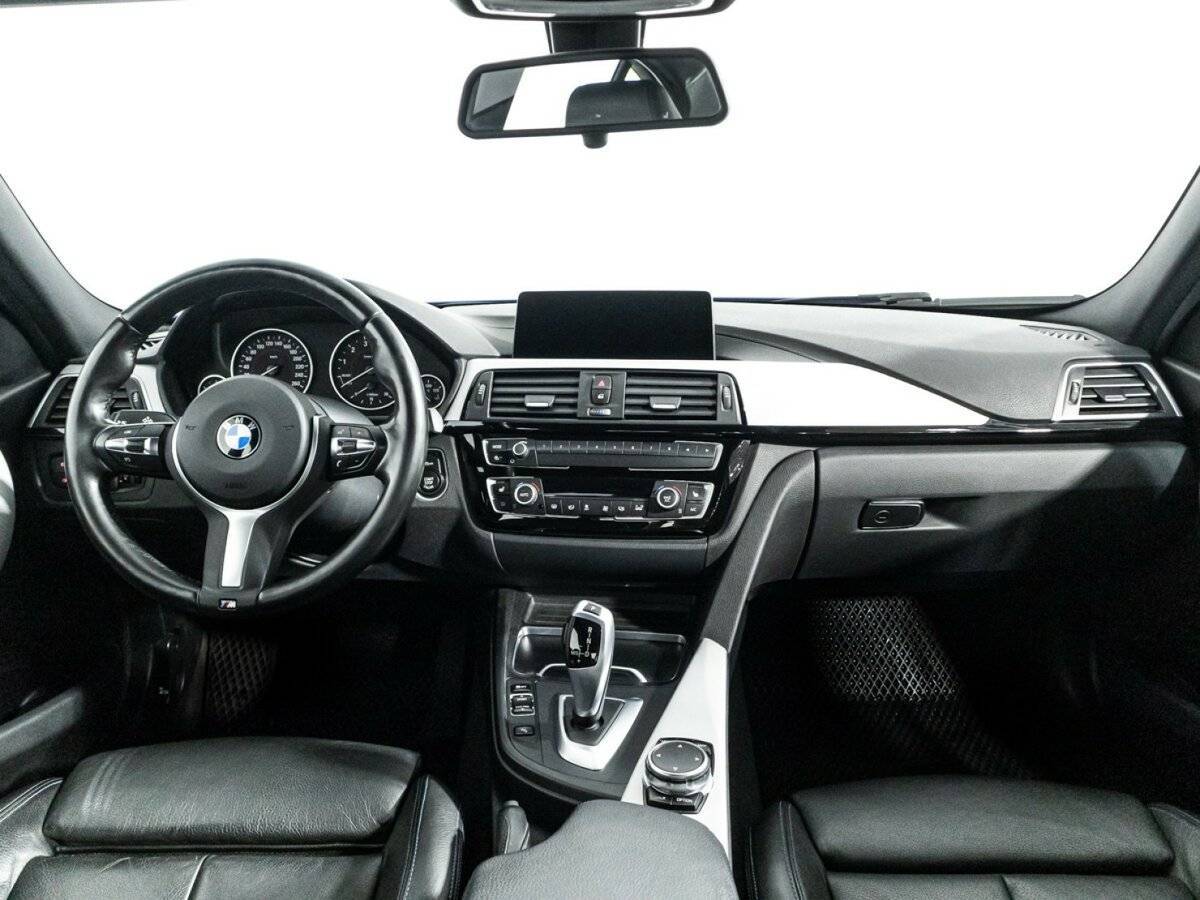 BMW 3 серии 2018 года с пробегом. Фото: #12