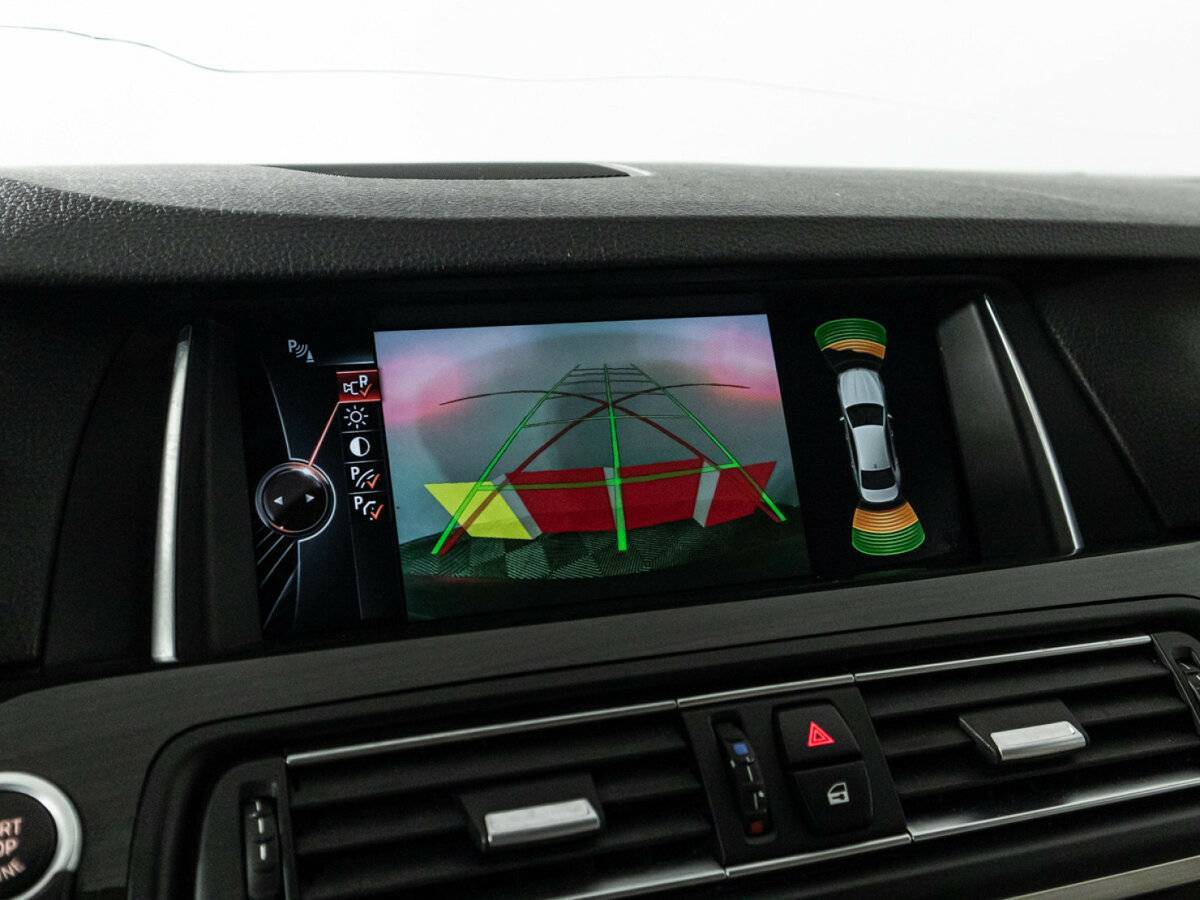 BMW 5 серии 2016 года с пробегом. Фото: #20