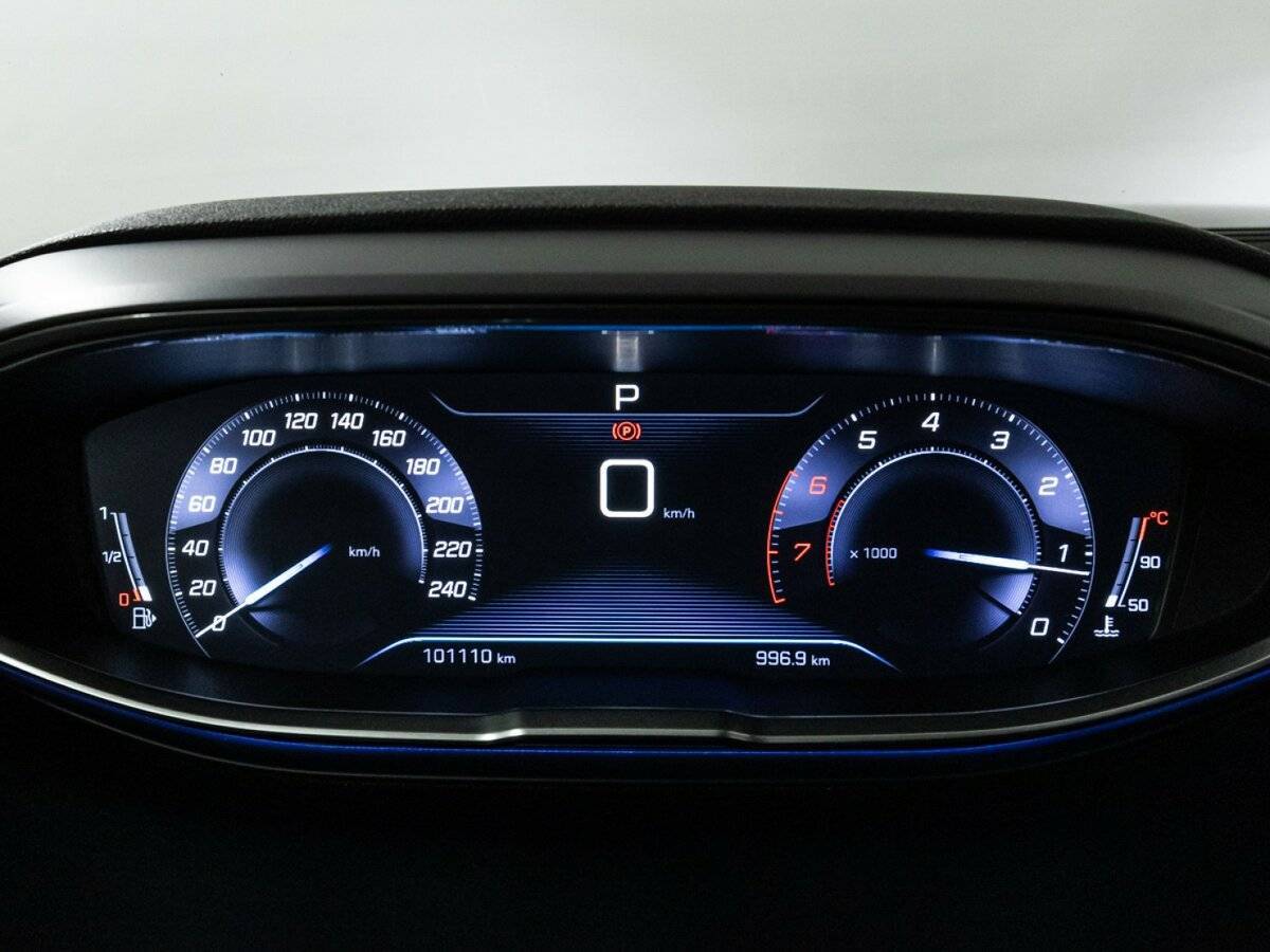 Peugeot 3008 2017 года с пробегом. Фото: #11