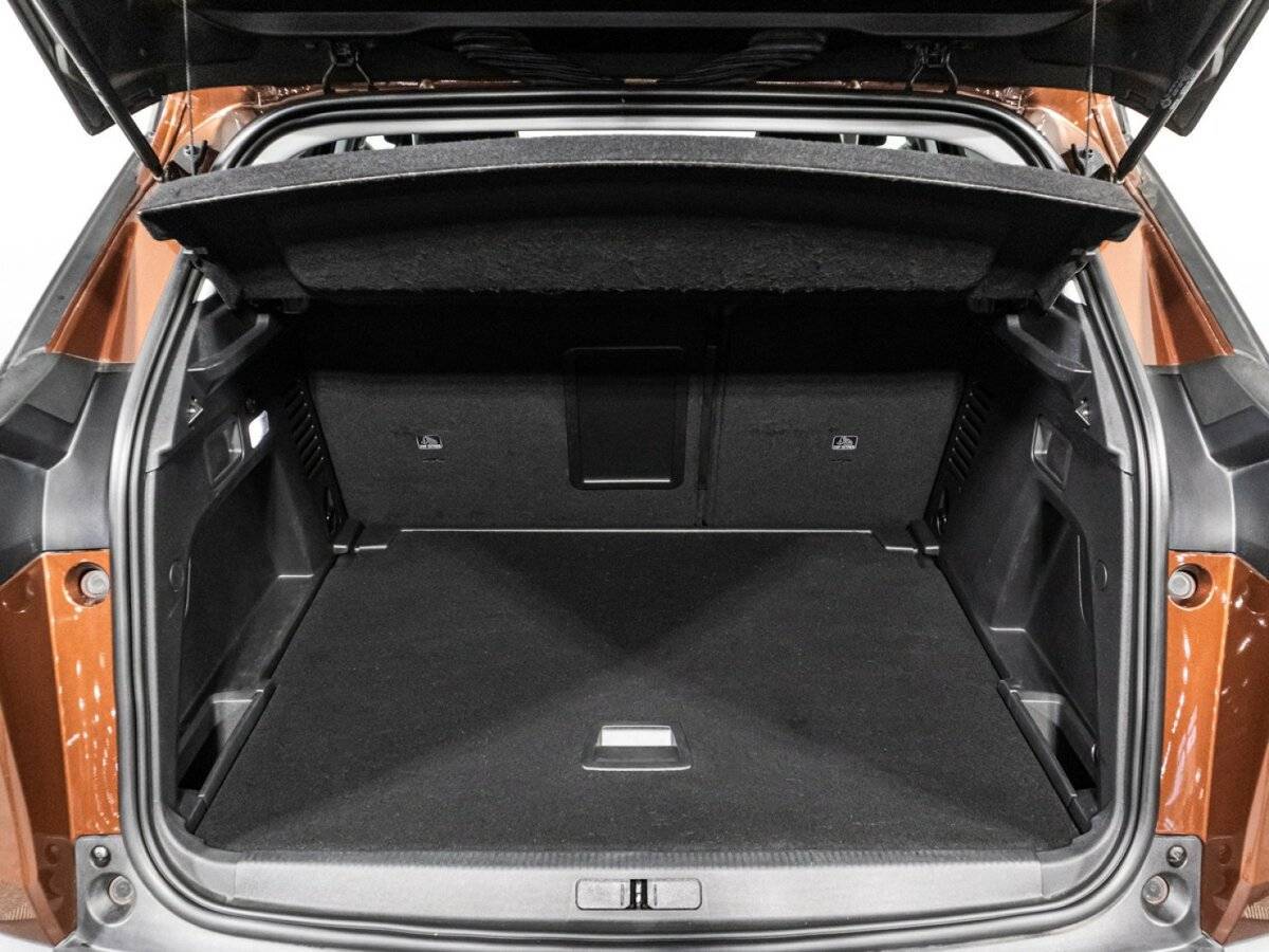 Peugeot 3008 2017 года с пробегом. Фото: #14