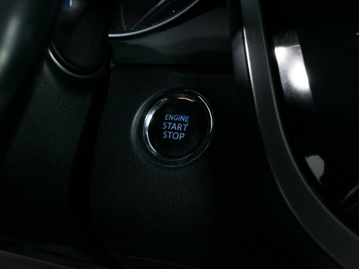 Toyota Camry 2020 года с пробегом. Фото: #14