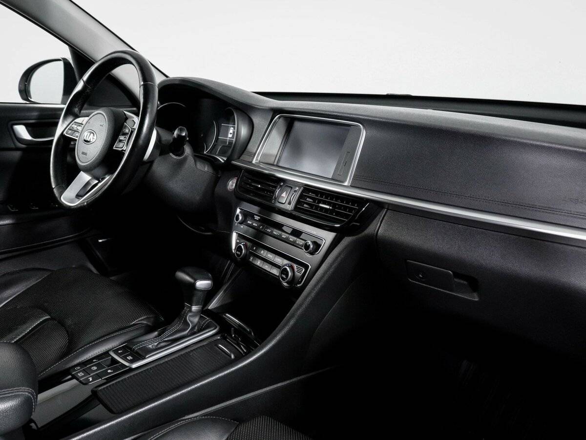 Kia Optima 2018 года с пробегом. Фото: #8