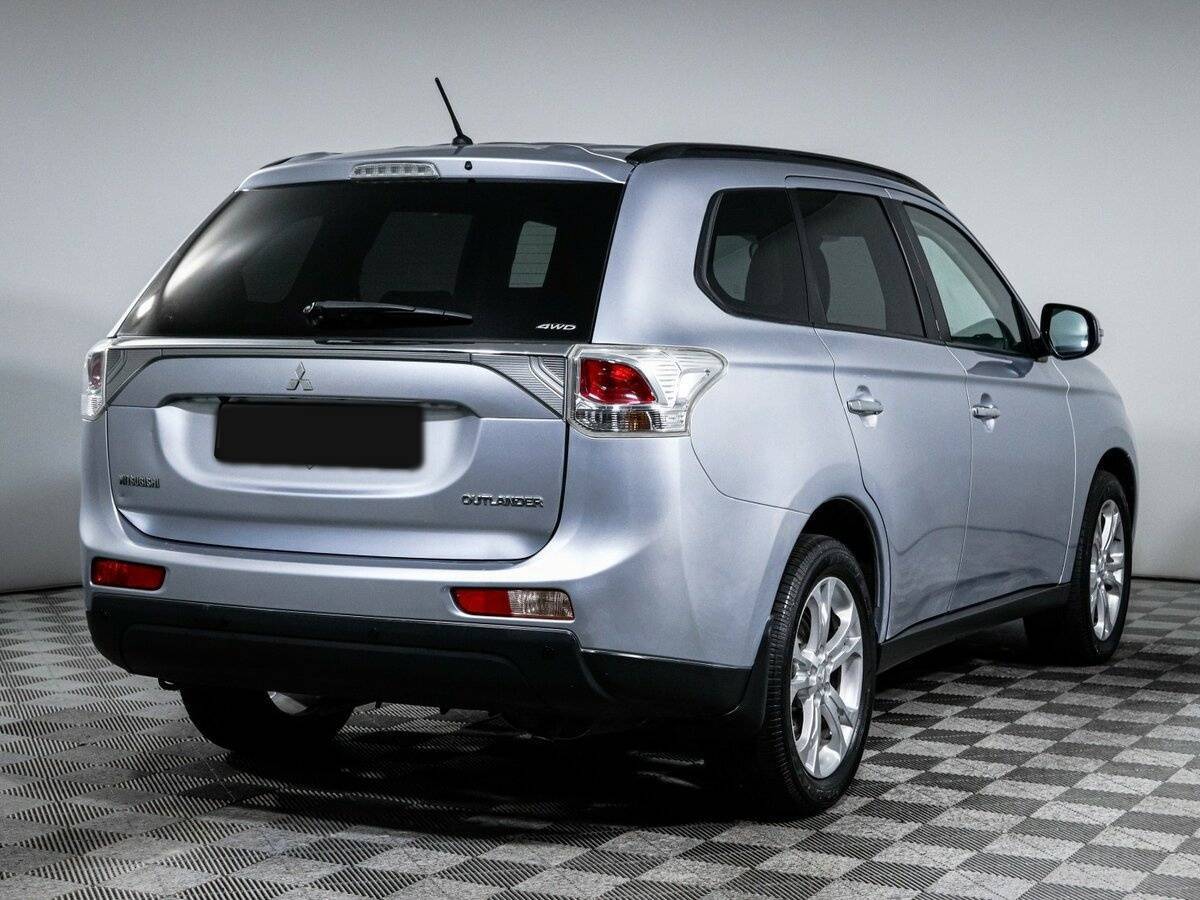 Mitsubishi Outlander 2012 года с пробегом. Фото: #4