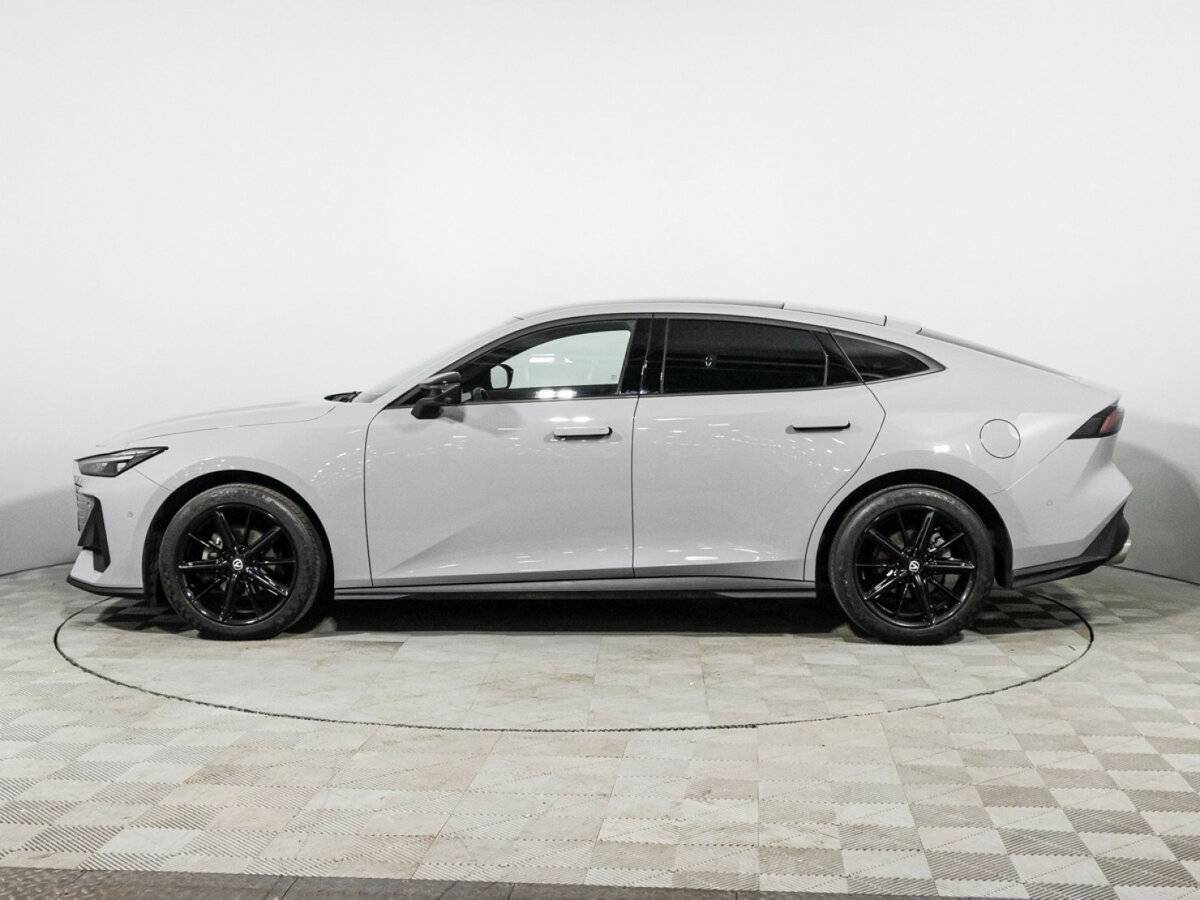 Changan UNI-V 2023 года с пробегом. Фото: #7