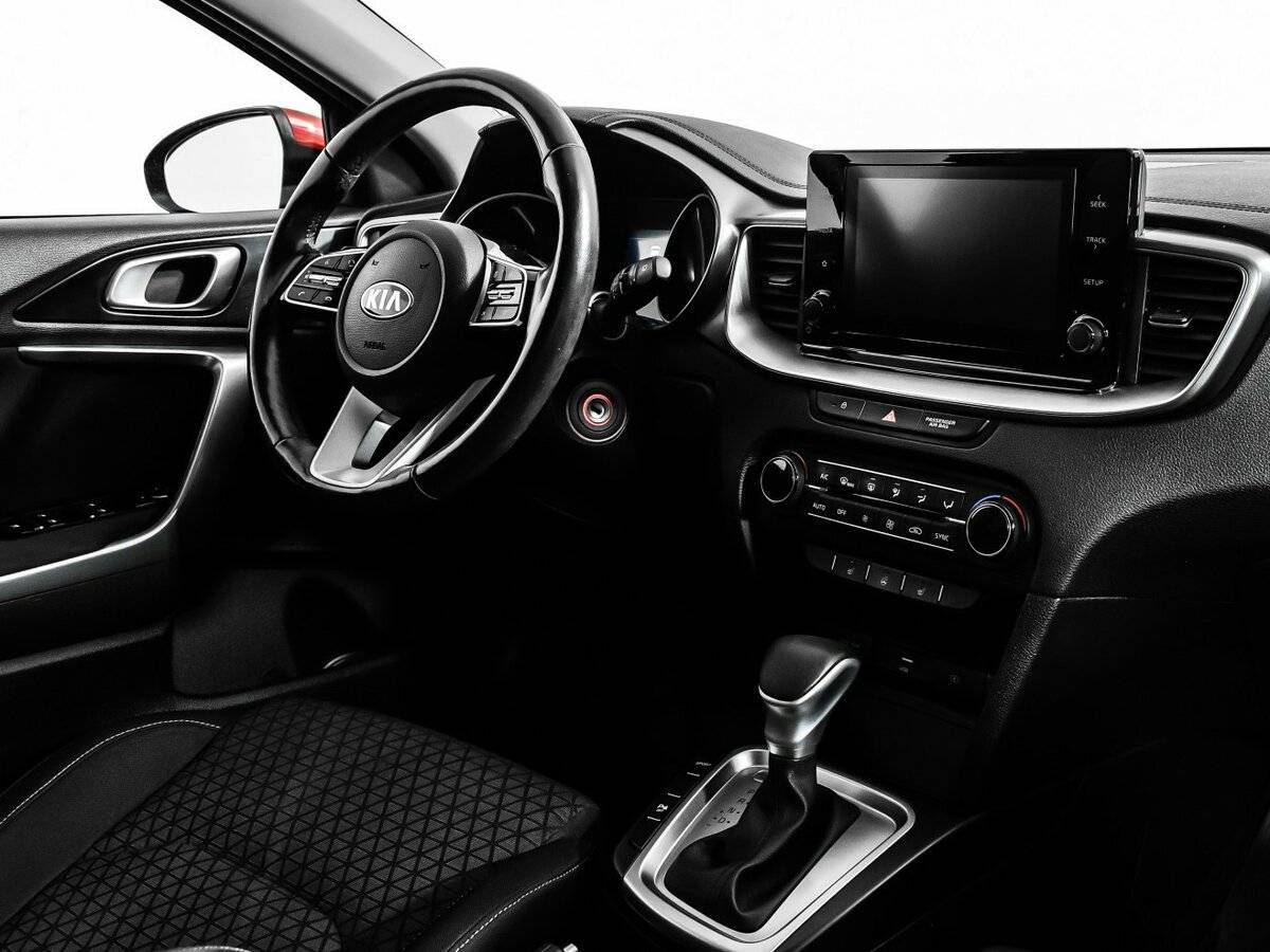 Б/У Киа Сид 2020 года. Фото: #8