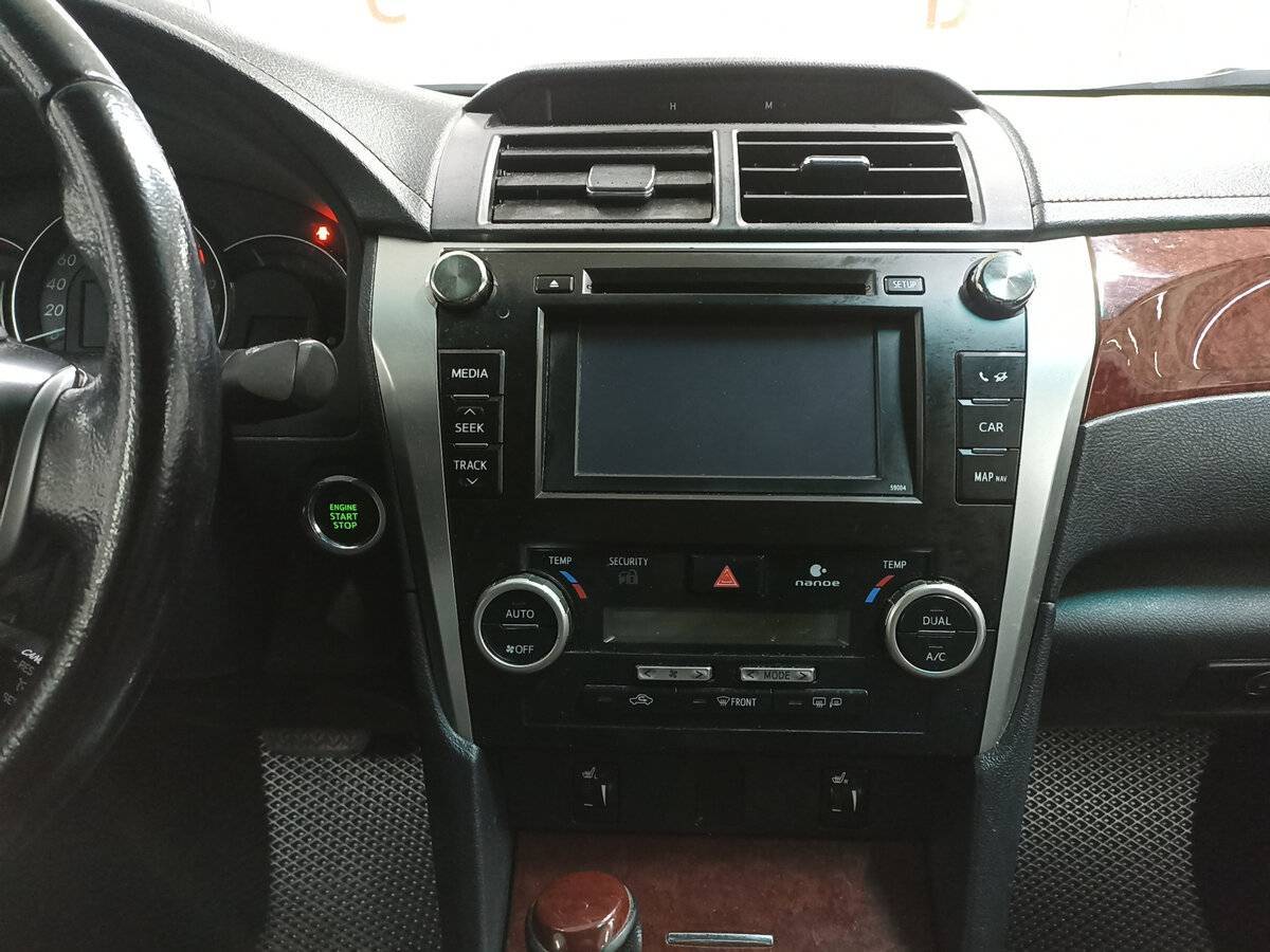 Toyota Camry 2014 года с пробегом. Фото: #14