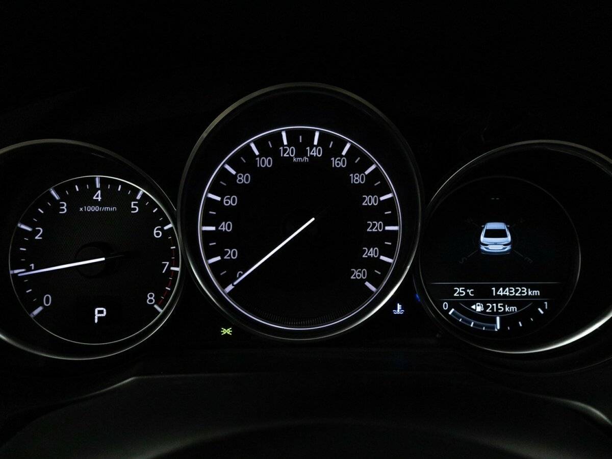 Б/У Мазда 6 2017 года. Фото: #11