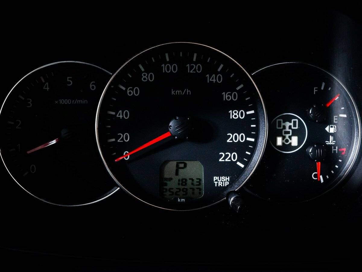 Mitsubishi Pajero Sport 2013 года с пробегом. Фото: #10