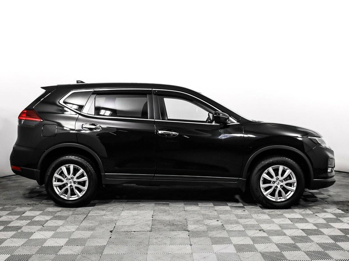 Б/У Ниссан Икс-Трейл 2020 года. Фото: #3