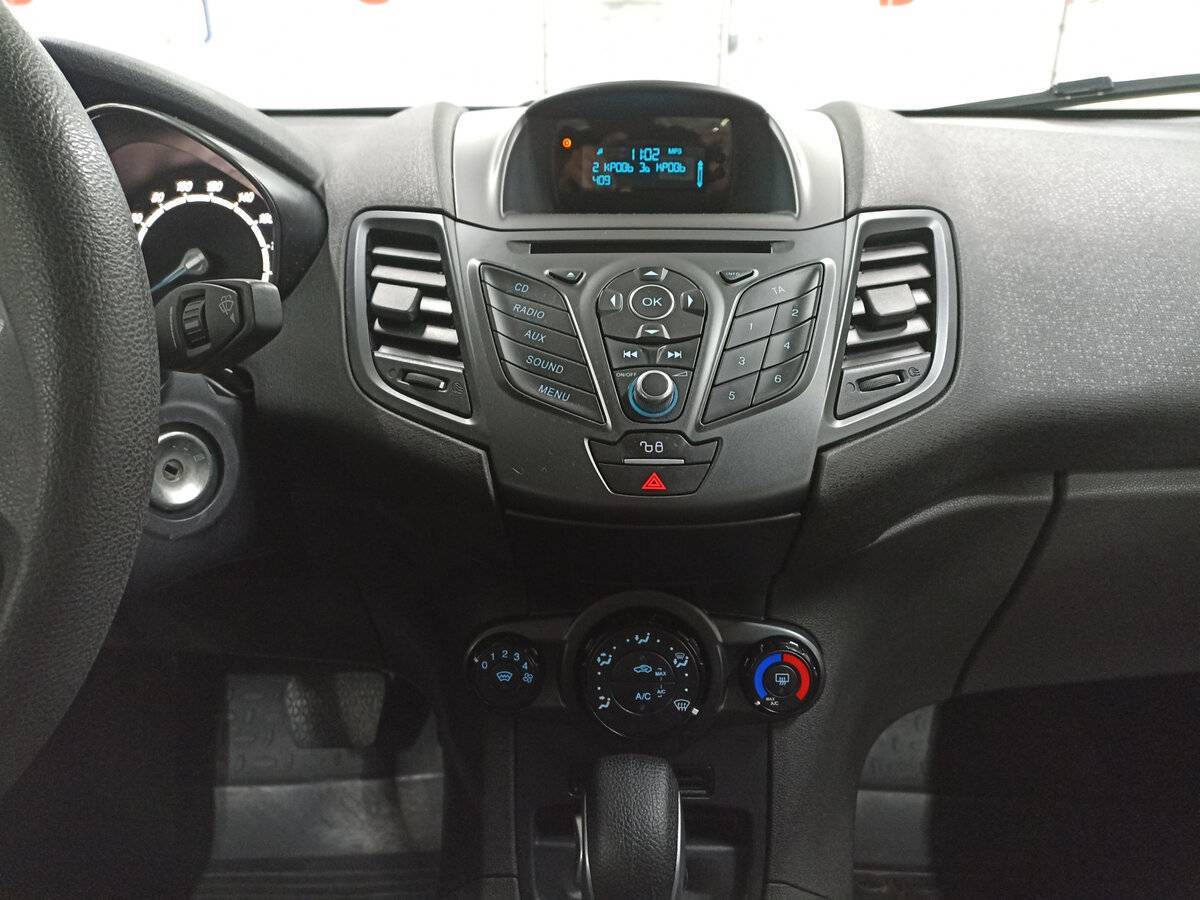 Ford Fiesta 2015 года с пробегом. Фото: #13
