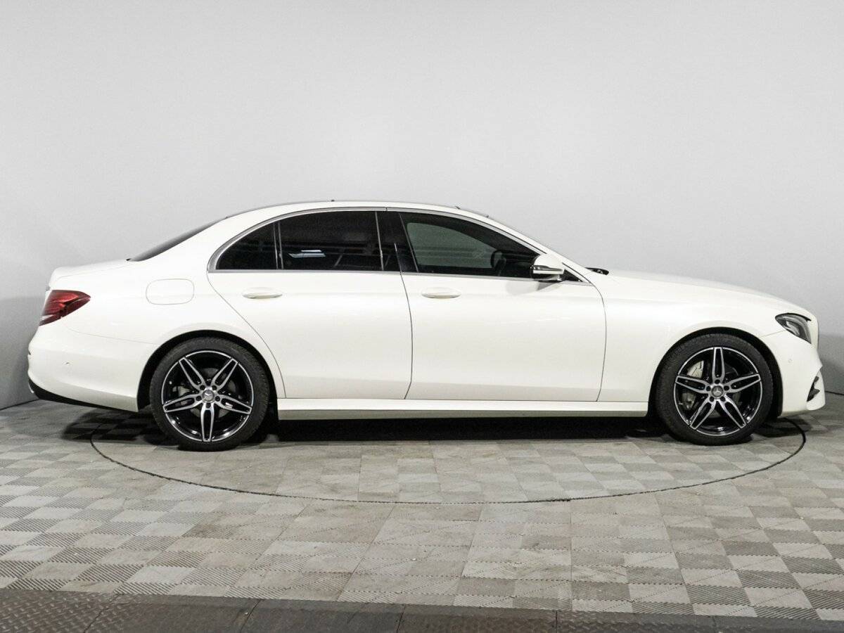 Mercedes-Benz E-Класс 2016 года с пробегом. Фото: #3