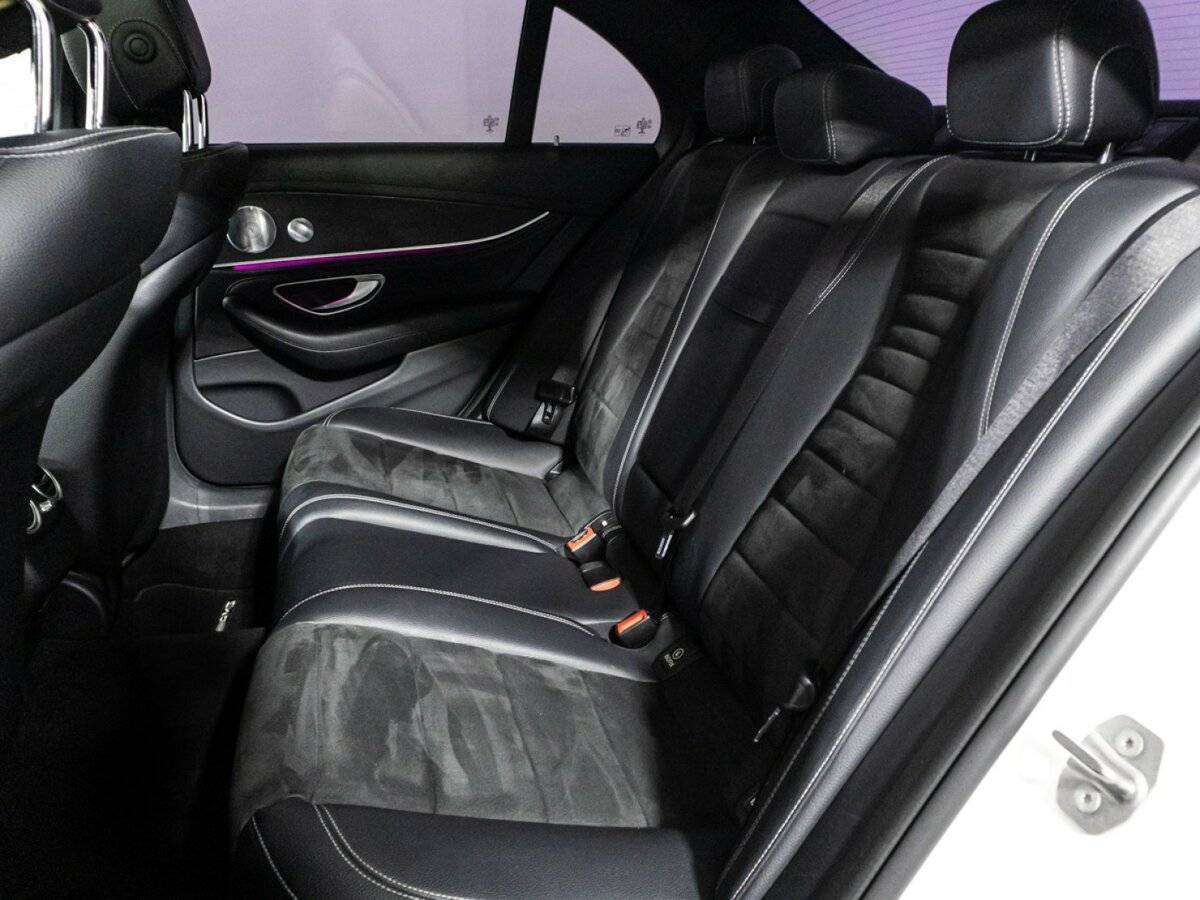 Mercedes-Benz E-Класс 2016 года с пробегом. Фото: #9