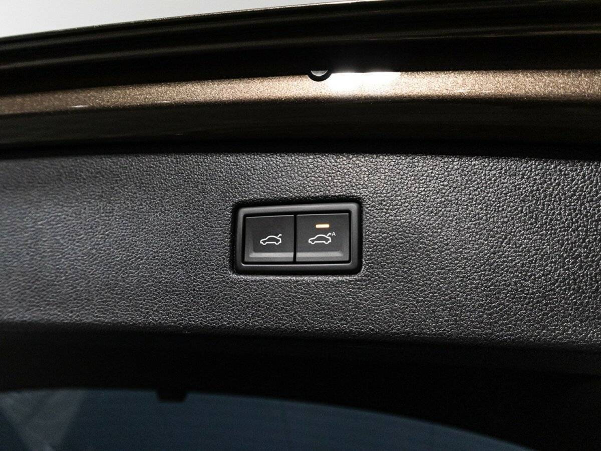 Volkswagen Tiguan 2019 года с пробегом. Фото: #15