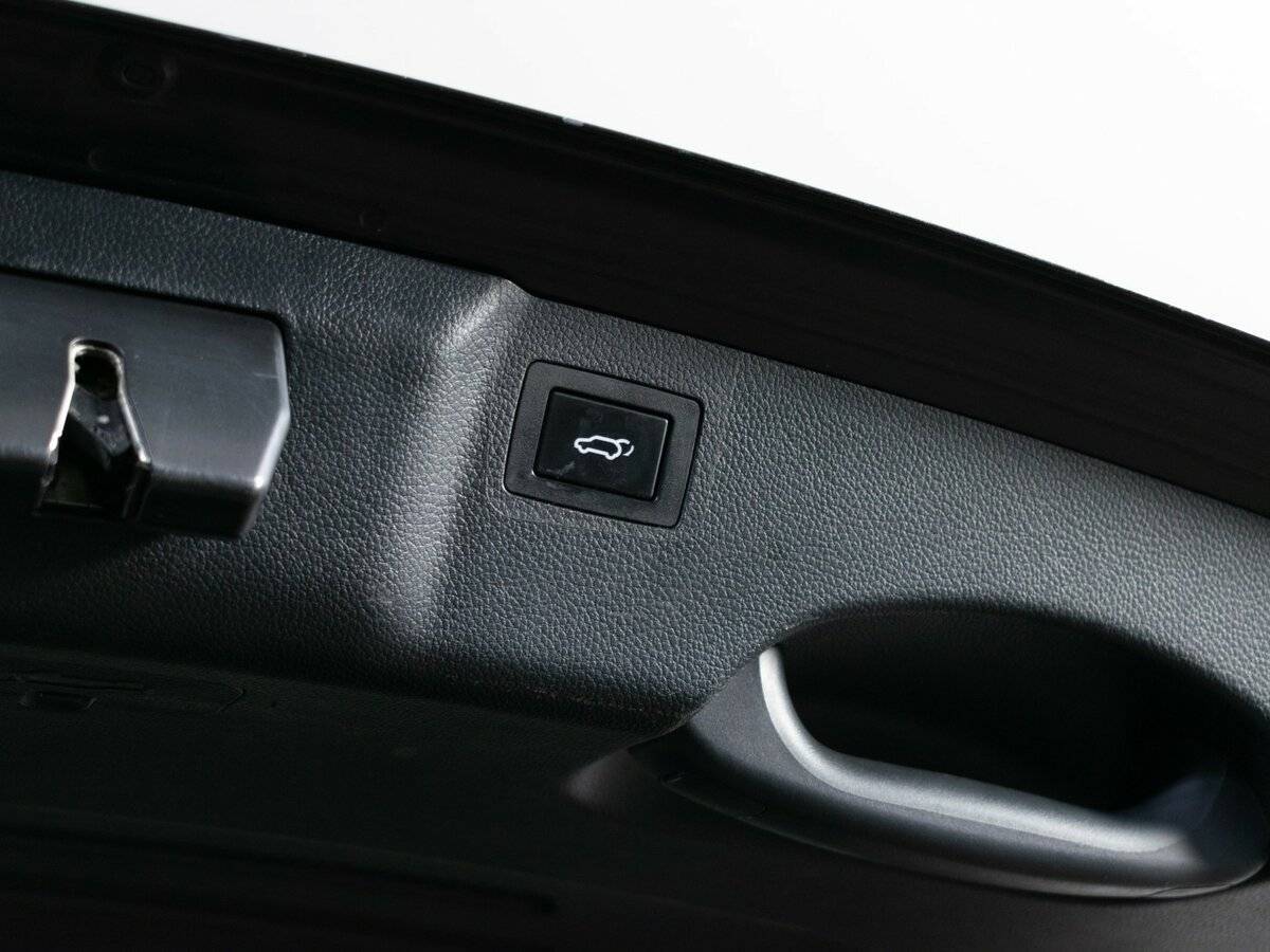 Б/У Хендай Санта Фе 2017 года. Фото: #9