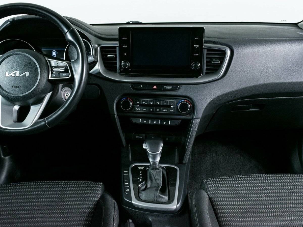 Kia Ceed 2022 года с пробегом. Фото: #10