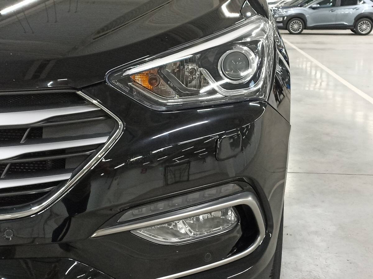 Hyundai Santa Fe 2017 года с пробегом. Фото: #16