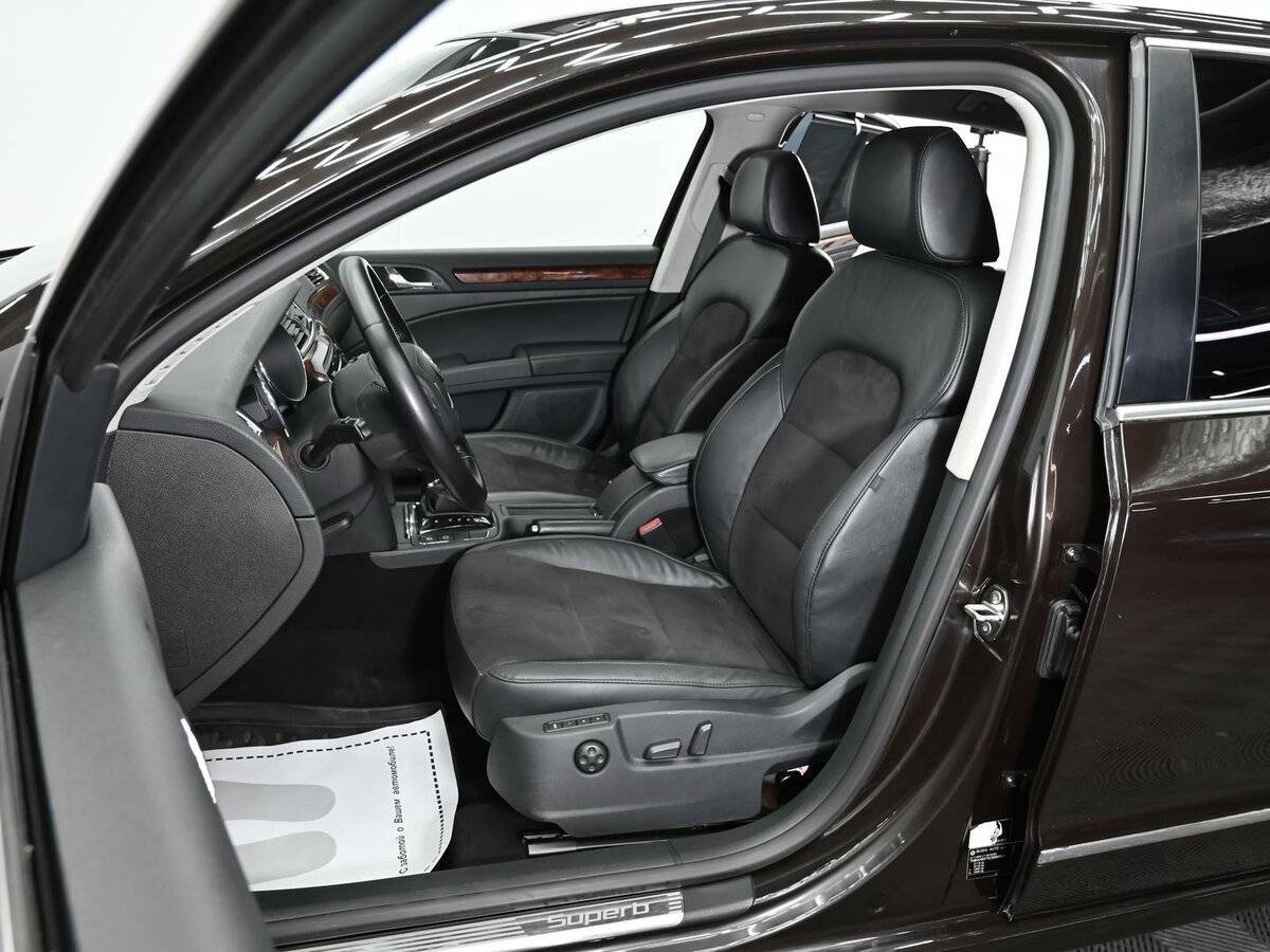 Б/У Шкода Суперб 2012 года. Фото: #4