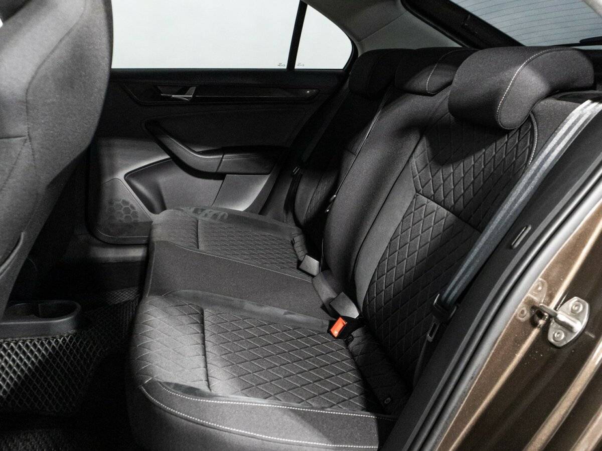 Б/У Шкода Рапид 2022 года. Фото: #9