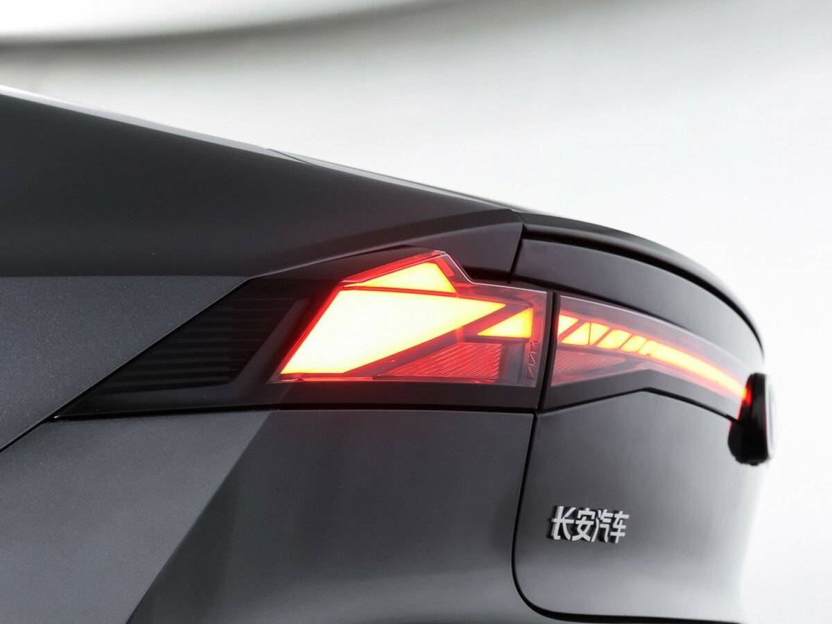 Changan UNI-V 2023 года с пробегом. Фото: #21