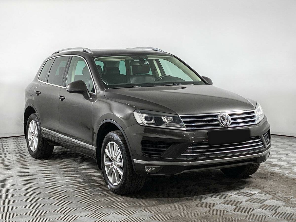 Volkswagen Touareg 2015 года с пробегом. Фото: #2