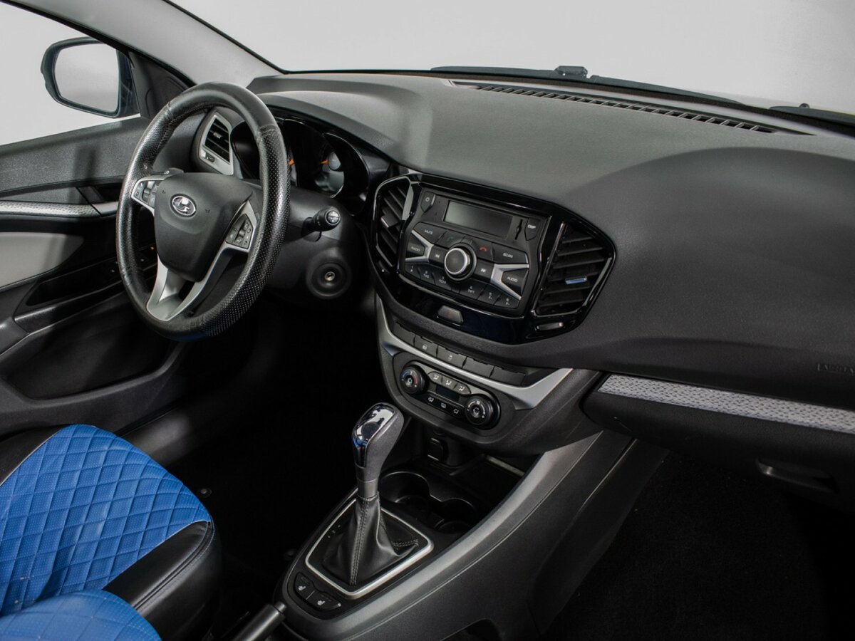 Lada (ВАЗ) Vesta 2021 года с пробегом. Фото: #8