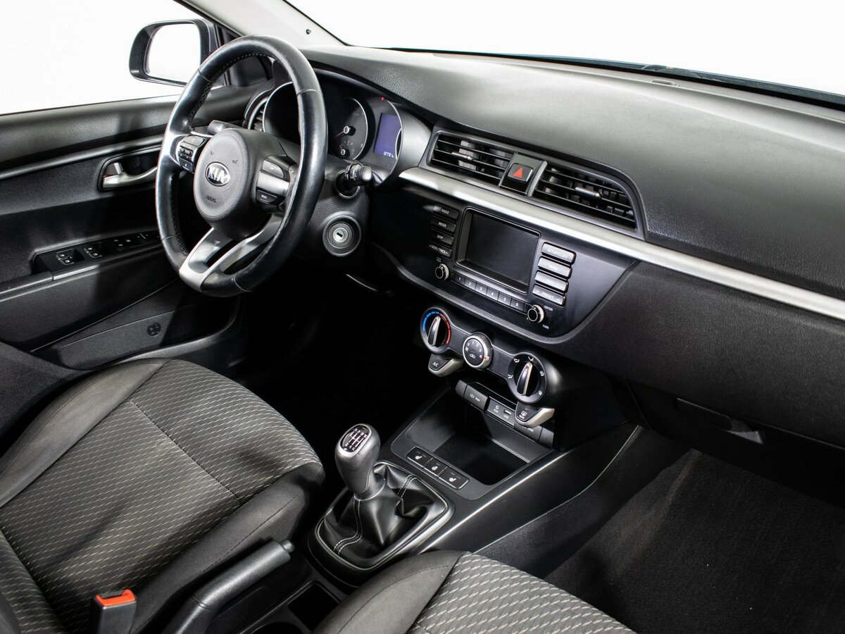 Б/У Киа Рио 2018 года. Фото: #7