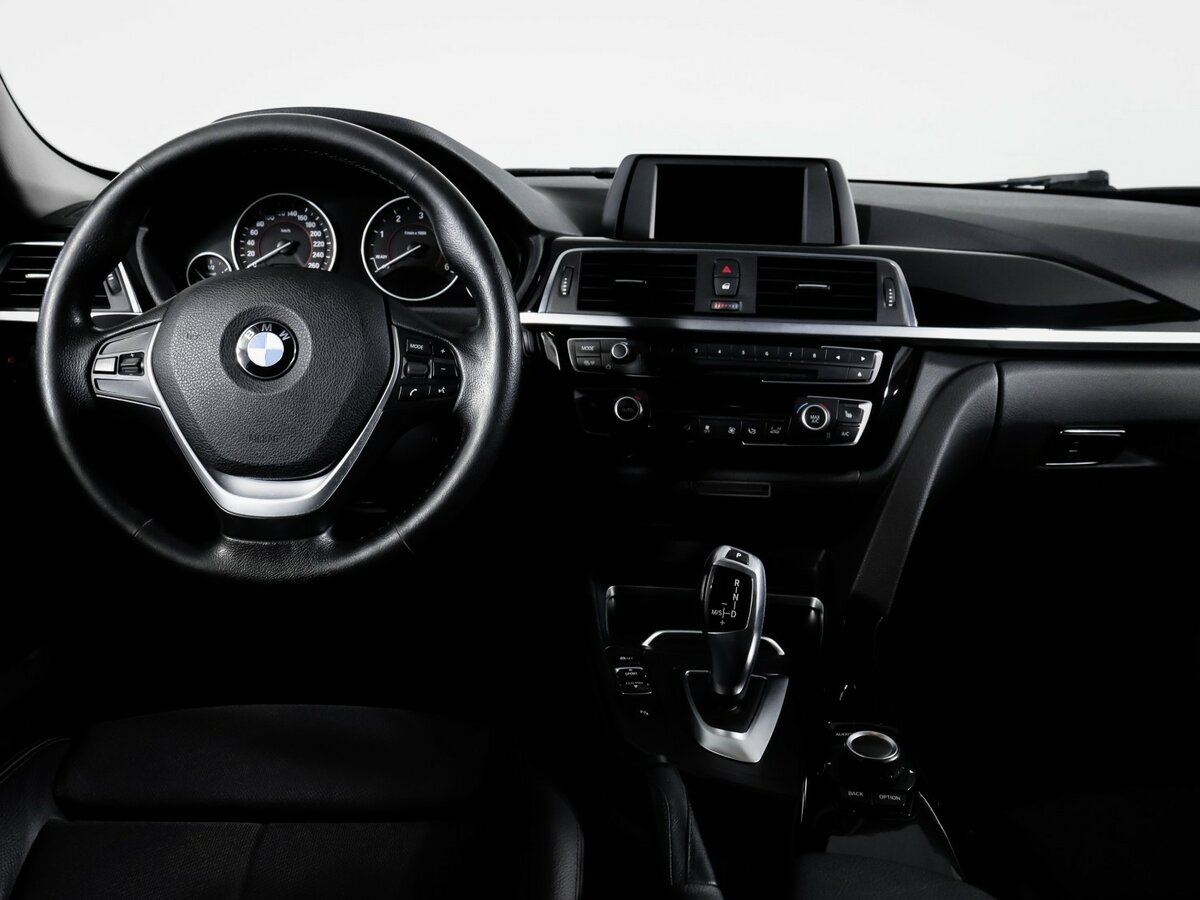 BMW 3 серии 2016 года с пробегом. Фото: #9