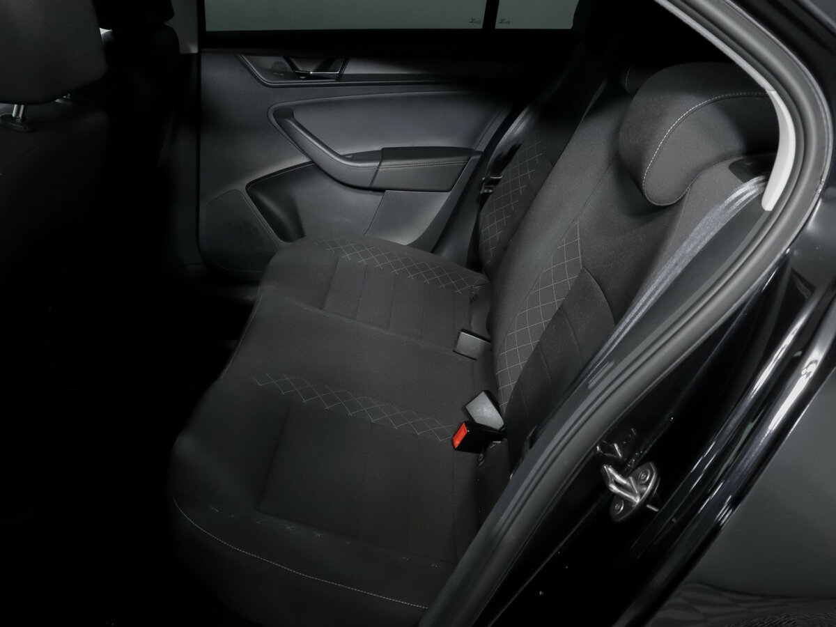 Б/У Шкода Рапид 2021 года. Фото: #7