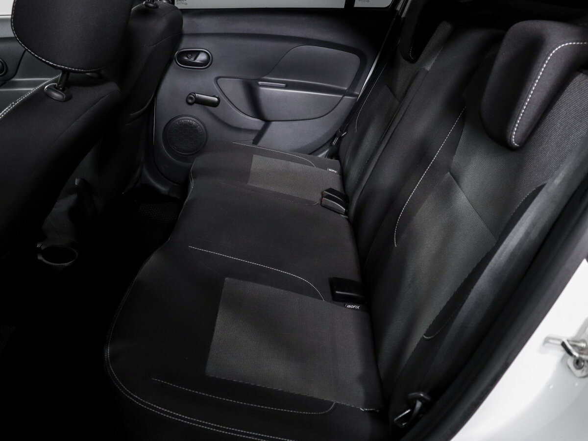 Б/У Рено Логан 2022 года. Фото: #7