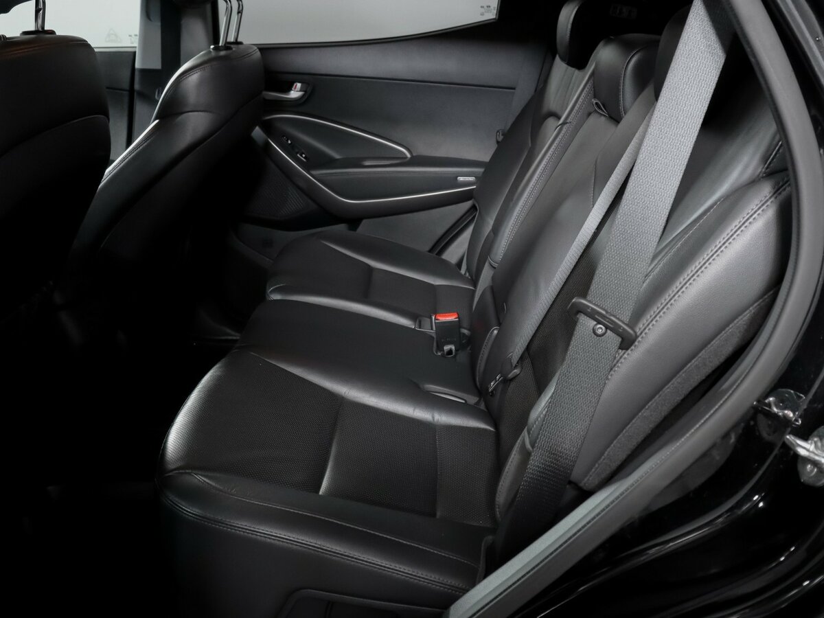 Б/У Хендай Санта Фе 2015 года. Фото: #7