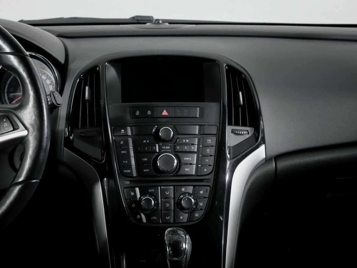 Б/У Опель Астра 2014 года. Фото: #10