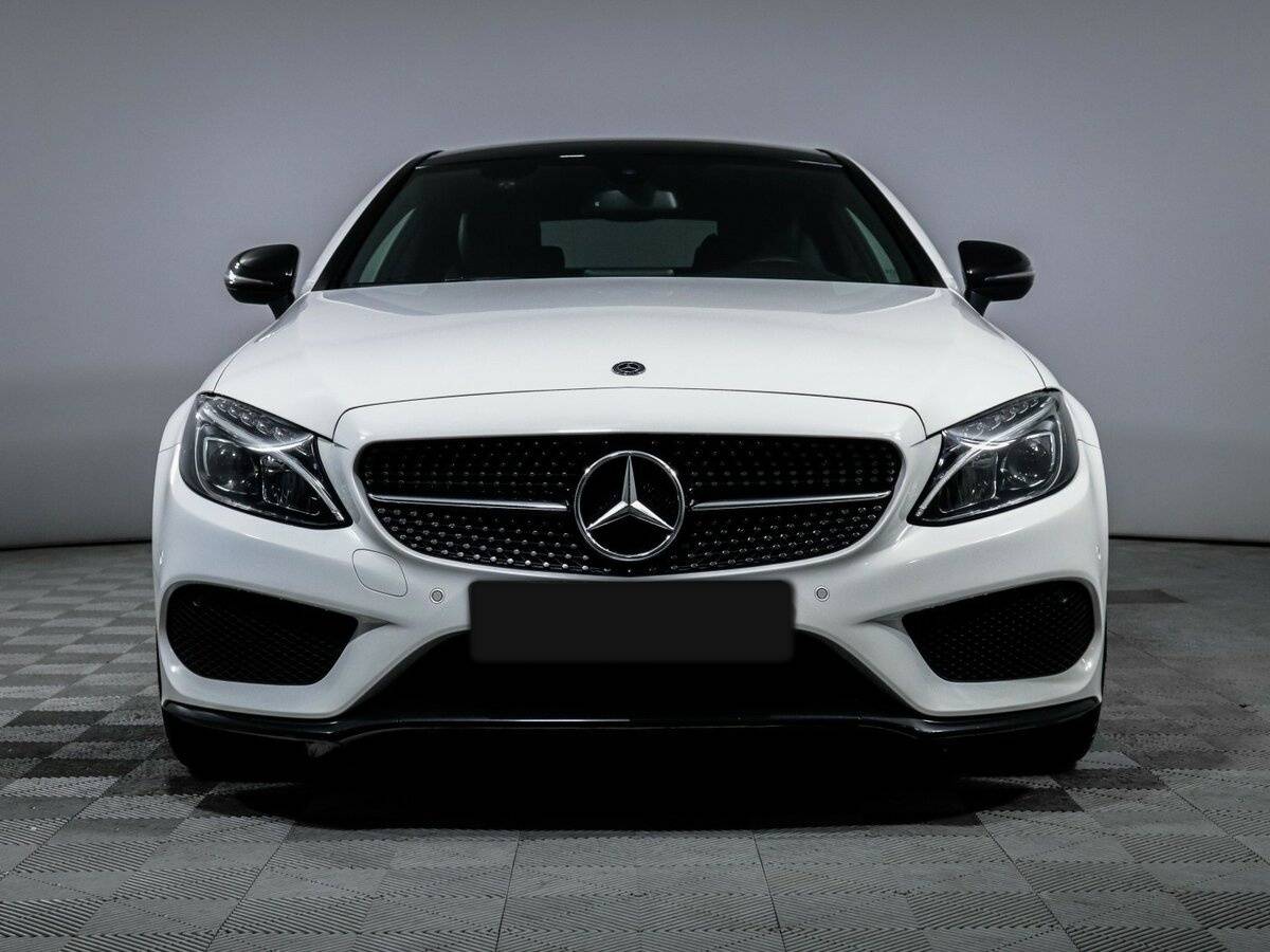 Mercedes-Benz C-Класс 2018 года с пробегом. Фото: #1