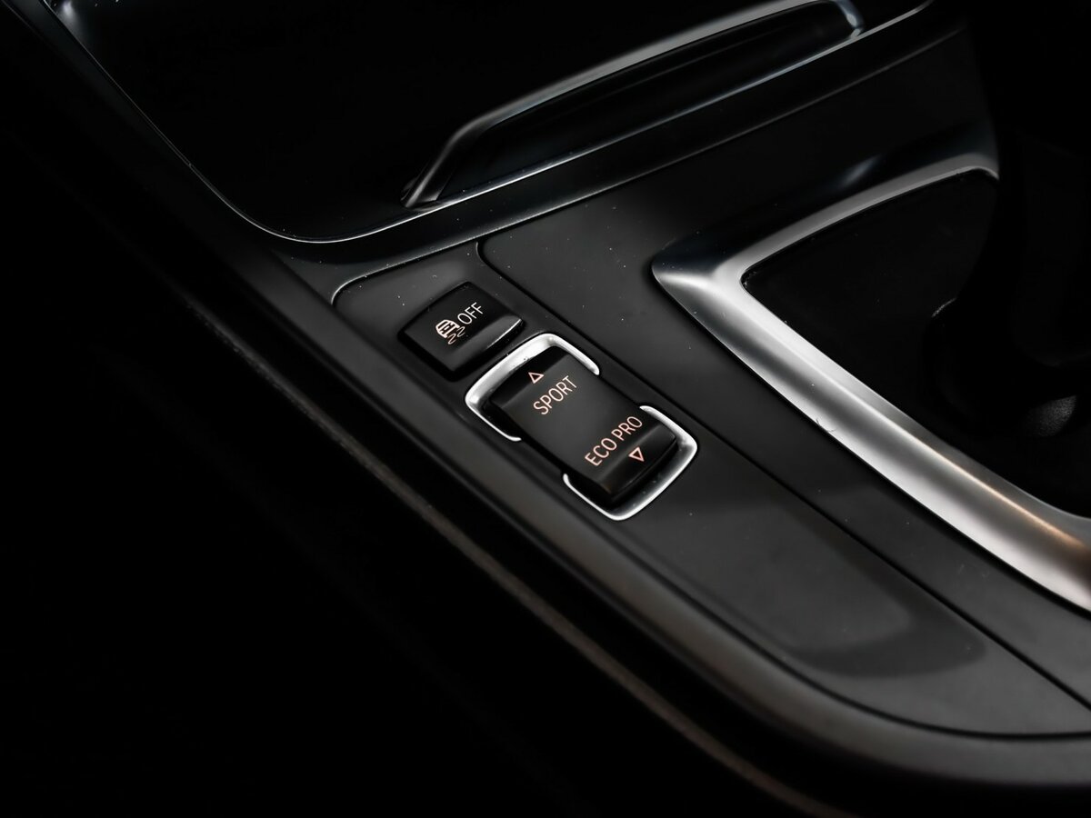 BMW 3 серии 2017 года с пробегом. Фото: #14