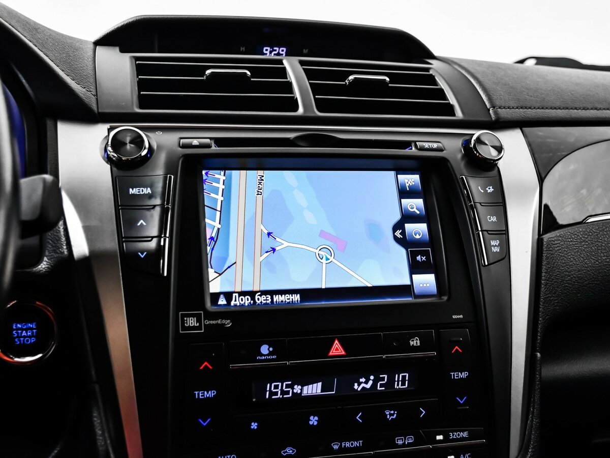 Б/У Тойота Камри 2016 года. Фото: #18