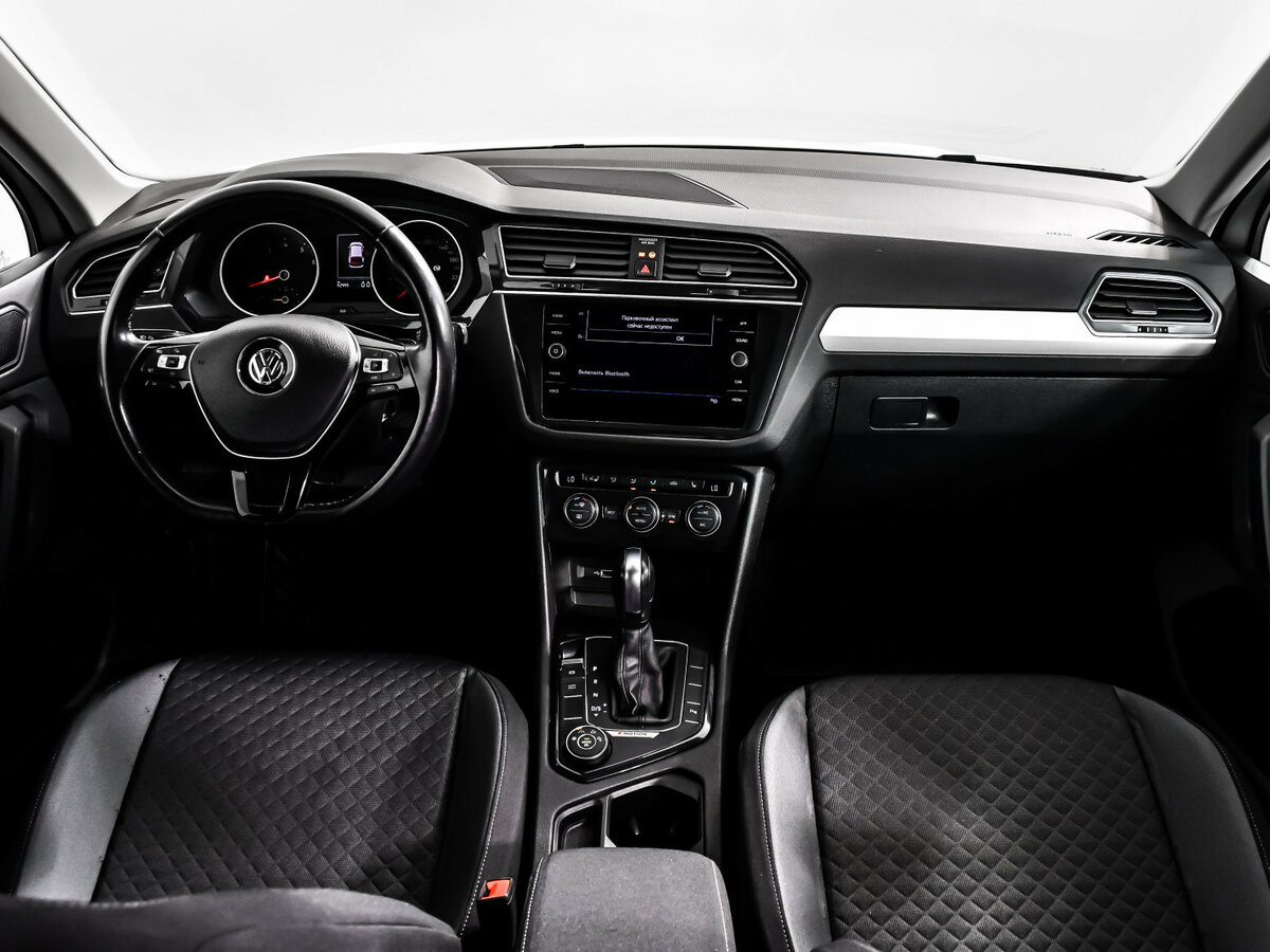 Б/У Фольксваген Тигуан 2020 года. Фото: #9