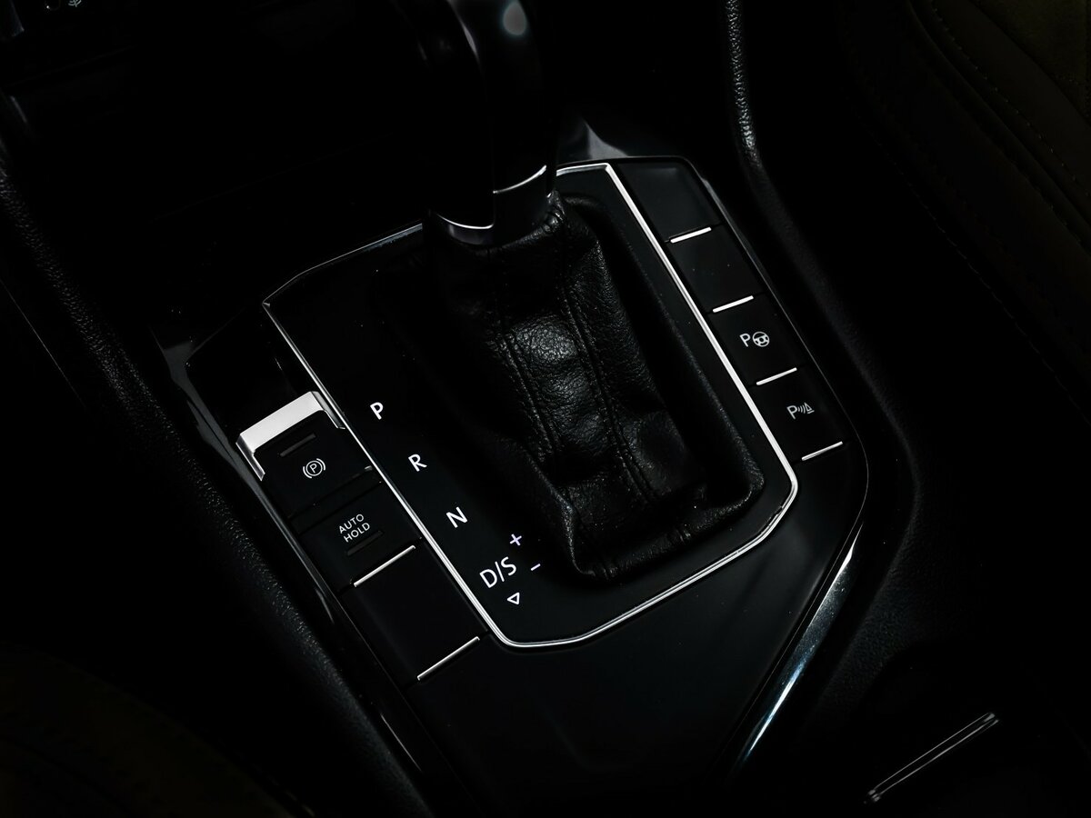 Б/У Фольксваген Тигуан 2017 года. Фото: #14