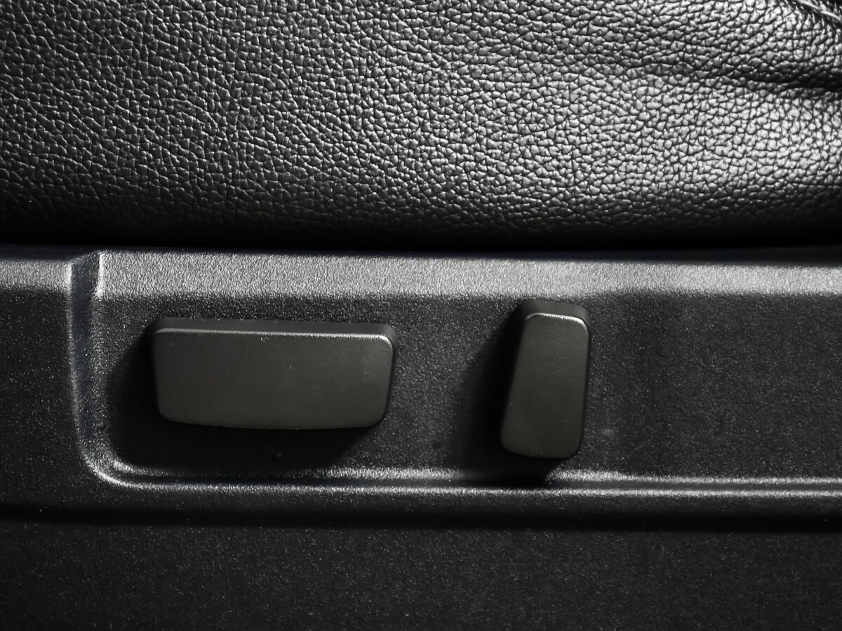 Б/У Митсубиши Оутлэндер 2016 года. Фото: #14