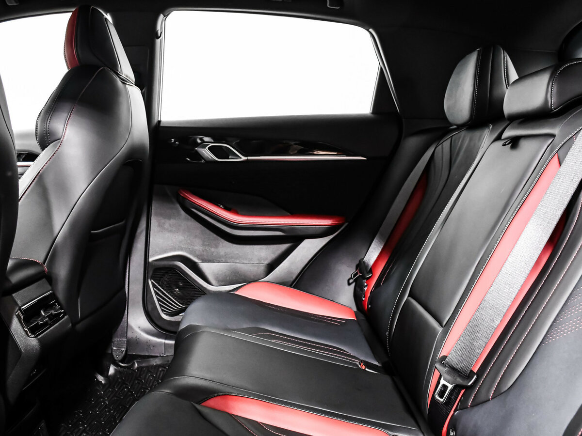 Б/У Джили Кулрэй 2024 года. Фото: #11