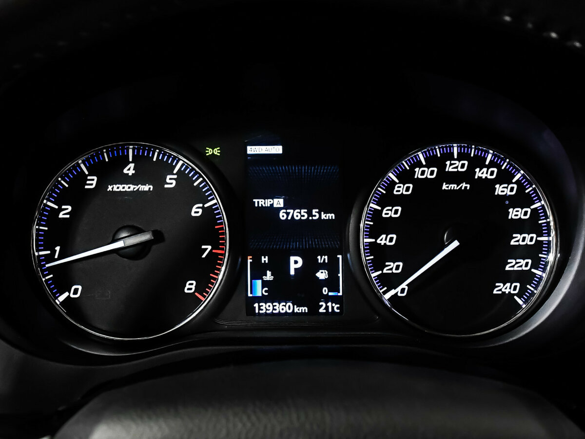 Б/У Митсубиши Оутлэндер 2018 года. Фото: #7