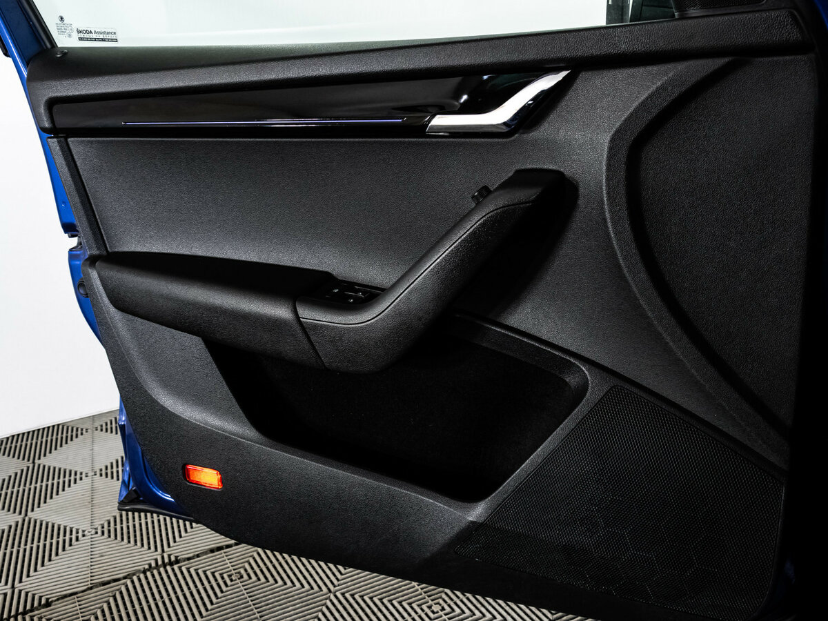 Б/У Шкода Октавия 2019 года. Фото: #15