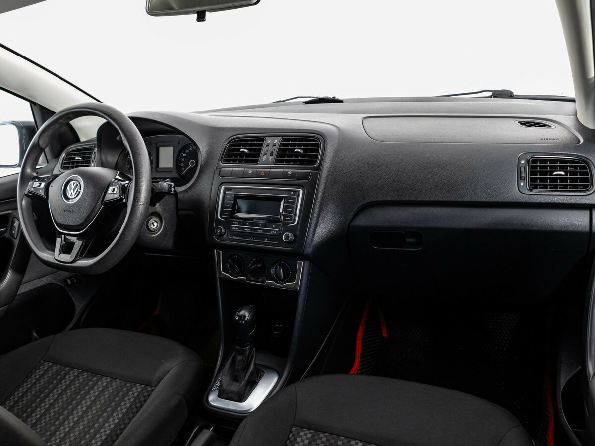 Б/У Фольксваген Поло 2016 года. Фото: #6