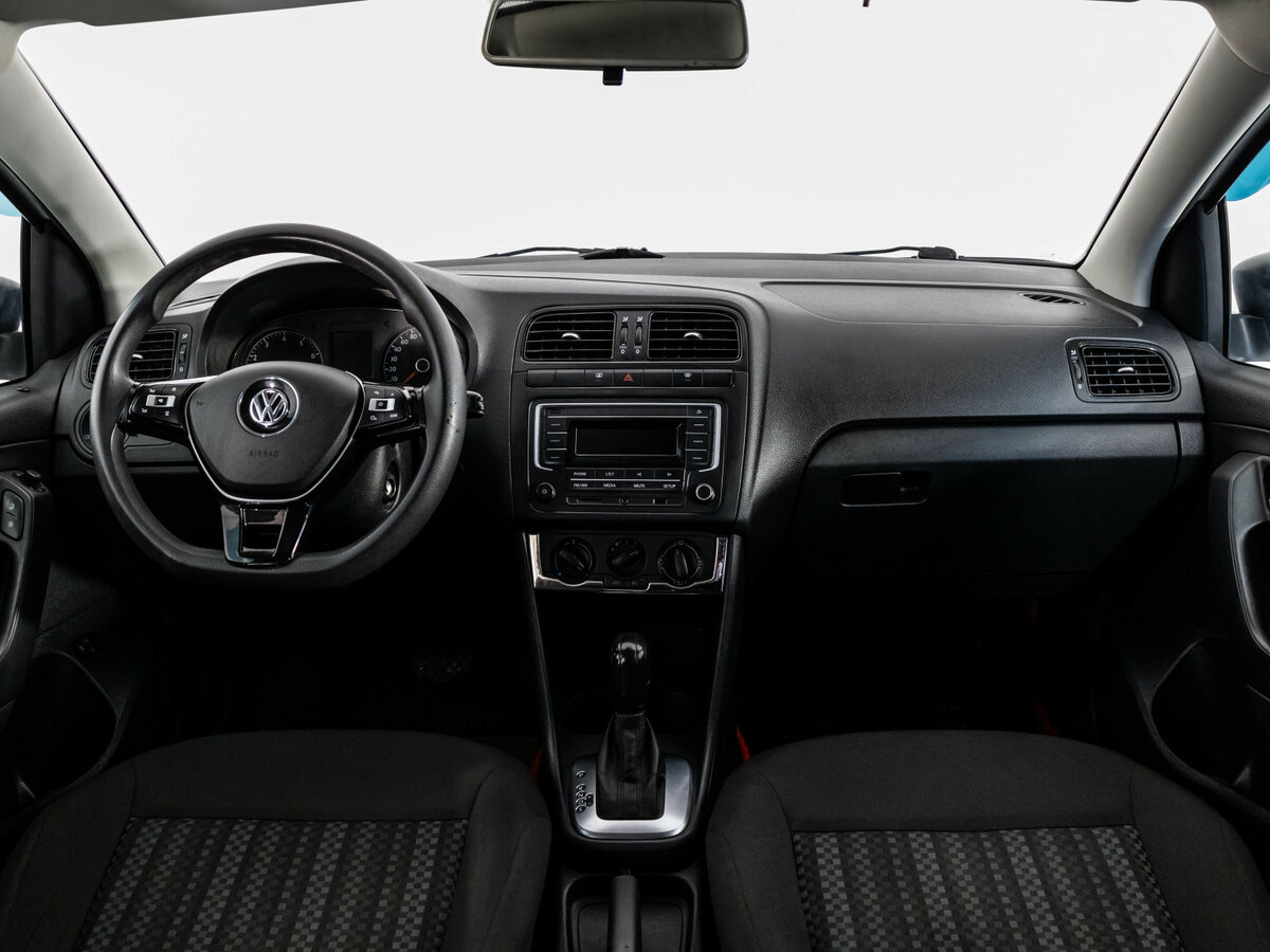 Б/У Фольксваген Поло 2016 года. Фото: #7