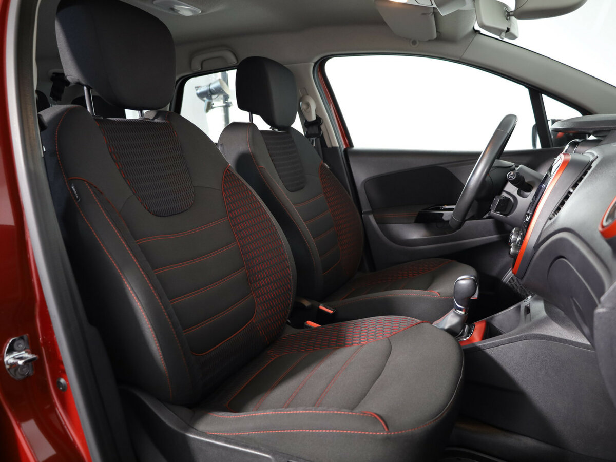 Renault Kaptur 2018 года с пробегом. Фото: #12