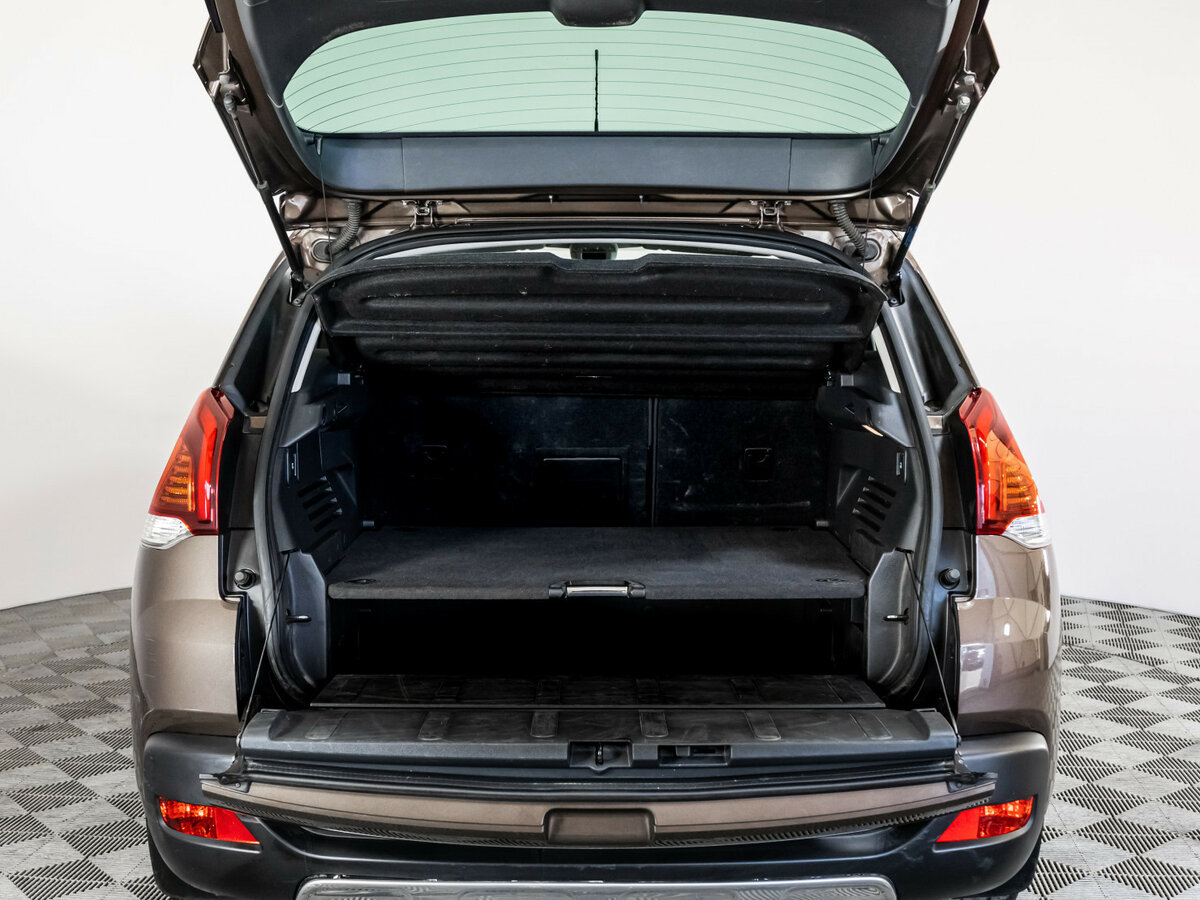 Б/У Пежо 3008 2014 года. Фото: #19